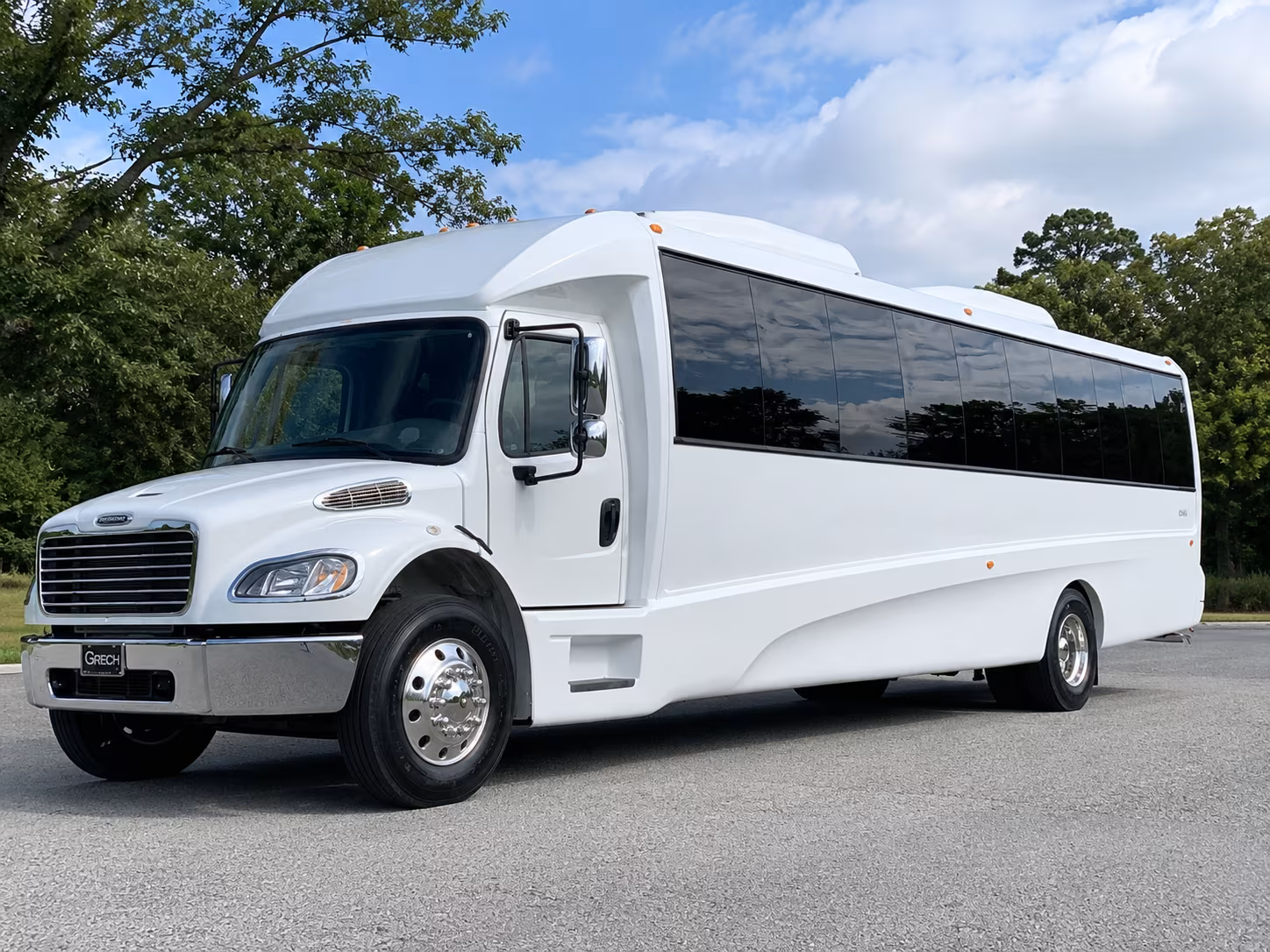 book a wedding party bus for your duluth bachelorette night
