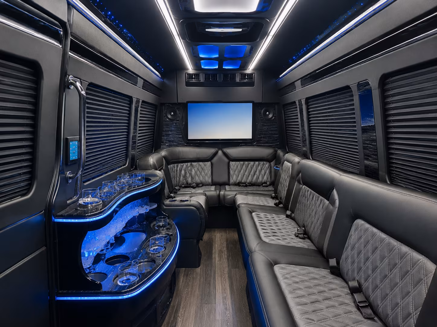 whatever your group size find the right airport shuttle bus in duluth